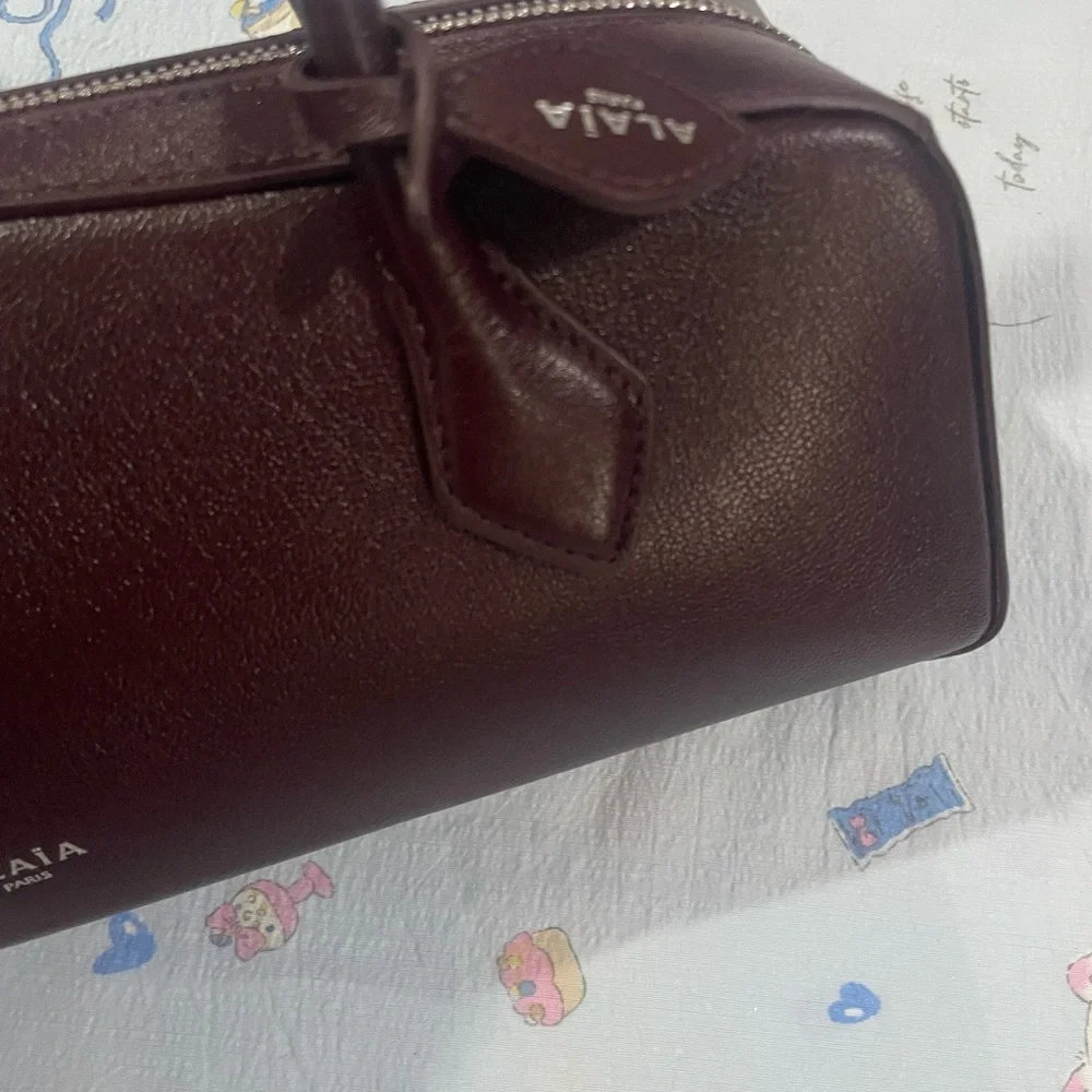 Alaia Burgundy Leather Shoulder Bag